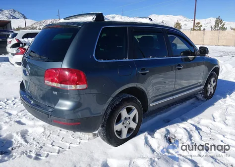 2005 Volkswagen Touareg V6 z USA, uszkodzony, nr VIN WVGZG77L45D026902